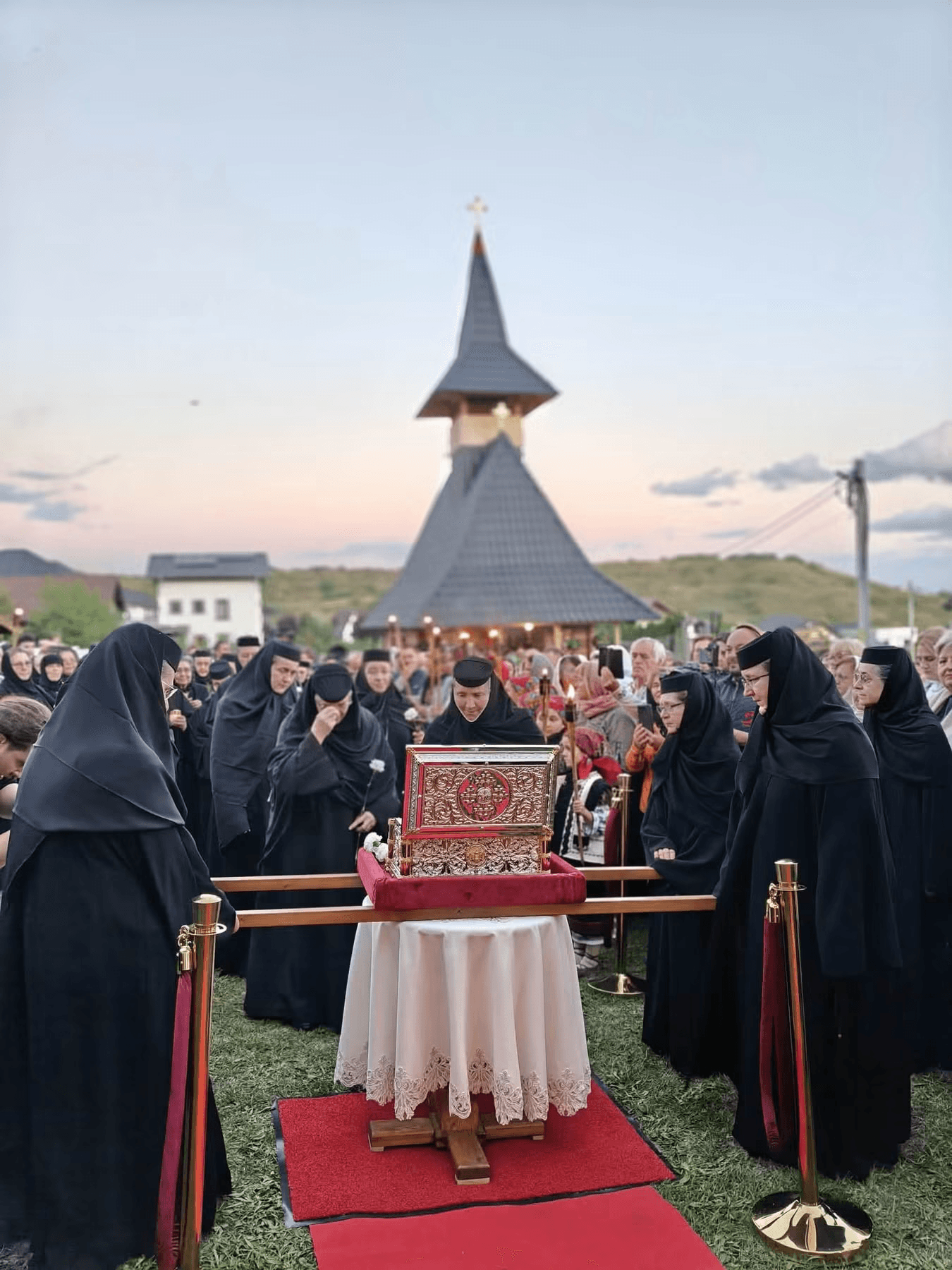 Primirea Moaștelor Sfintei Elisabeta în parohia ,,Sf. Părinți Ioachim și Ana” - Stejari, Suceava