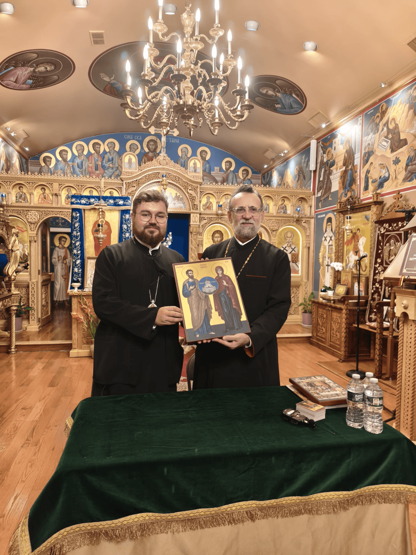 Pr. Andrei Mocanu prezent în mijlocul comunității de români din New York - America