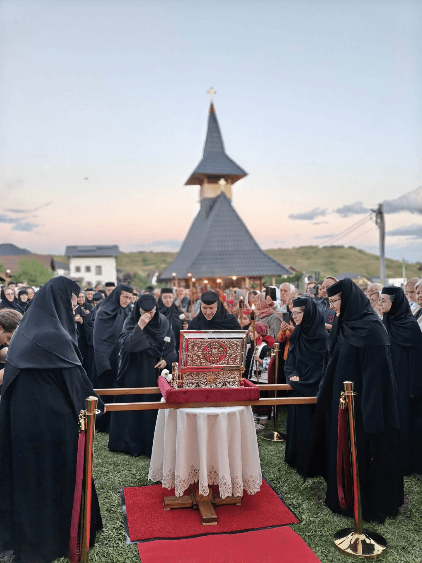 Sfânta Elisabeta a ajuns acasă, în Bucovina — foto 2