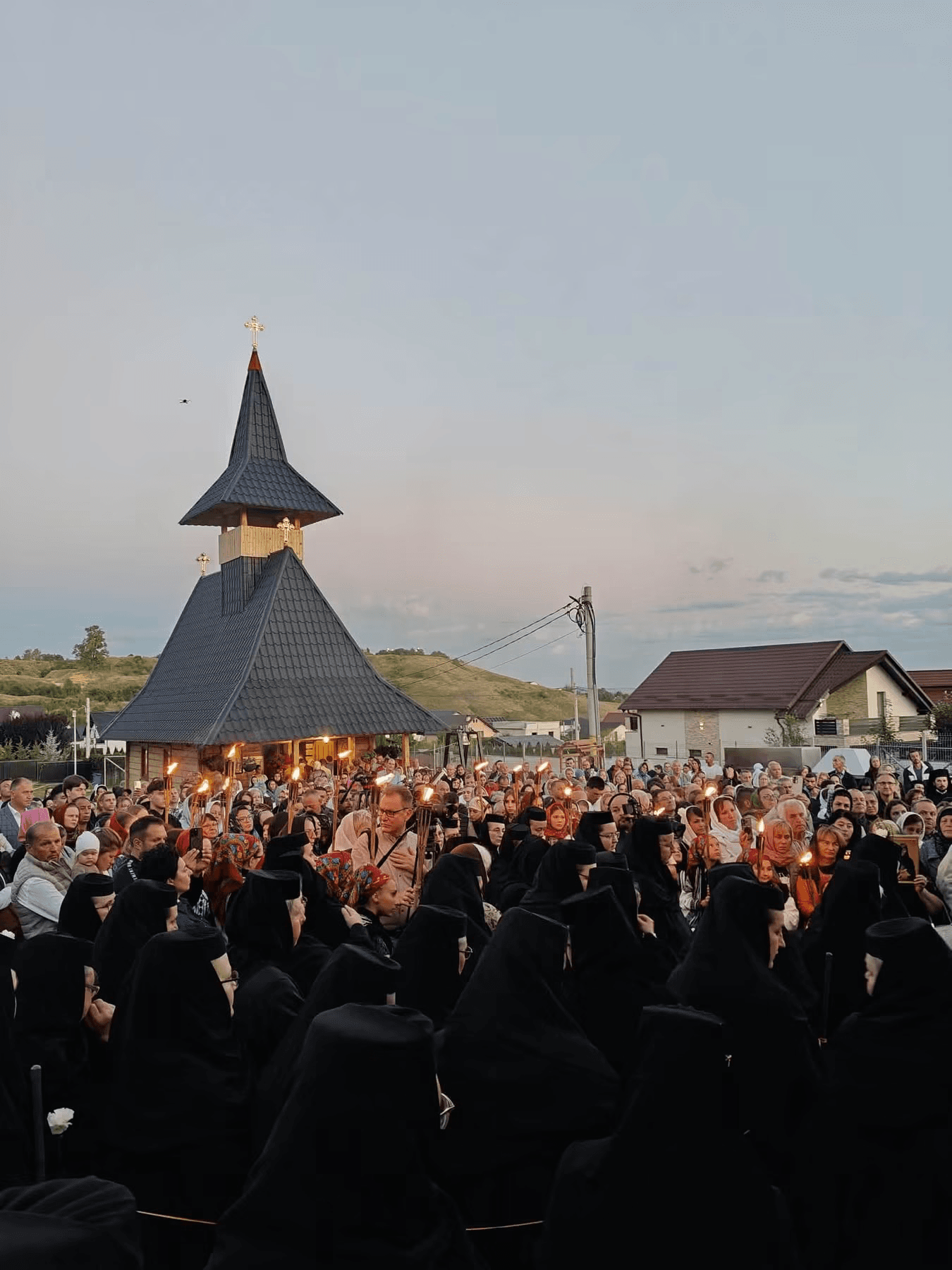 Primirea Moaștelor Sfintei Elisabeta în parohia ,,Sf. Părinți Ioachim și Ana” - Stejari, Suceava — foto 2